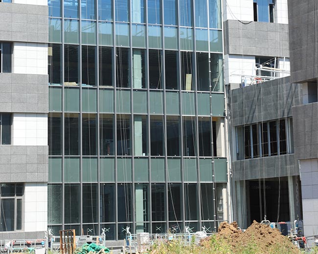 沈陽幕墻公司應用過程的注意事項